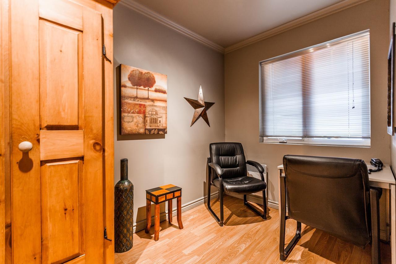 Le Cartier Bed And Breakfast Montreal Bagian luar foto