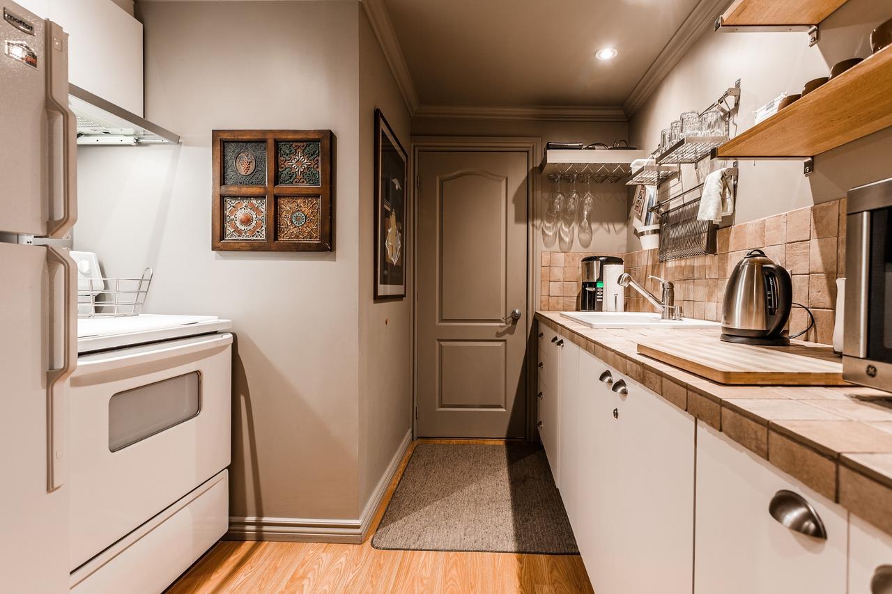 Le Cartier Bed And Breakfast Montreal Bagian luar foto