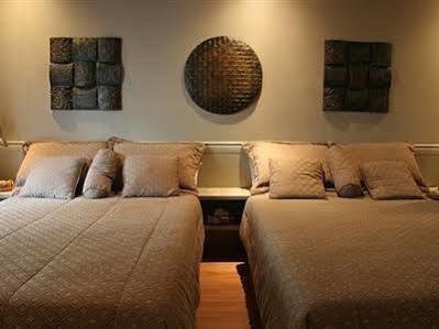 Le Cartier Bed And Breakfast Montreal Bagian luar foto
